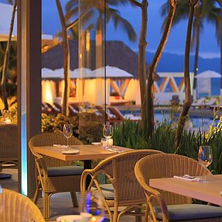 Villa Premiere Hotel & Spa Puerto Vallarta — La Corona Restaurant