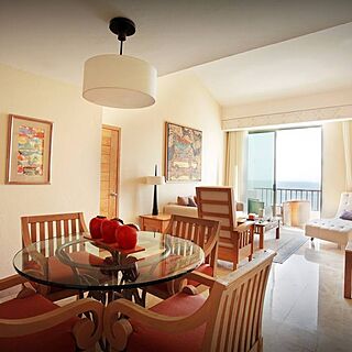 Villa Premiere Hotel & Spa Puerto Vallarta — Dining and Living Area