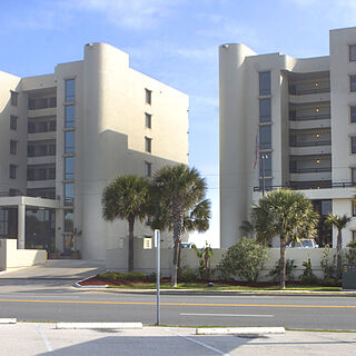 Tropic Sun Towers I & II — Exterior