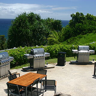 Westin Princeville Ocean Resort Villas — Grilling and Picnic Area