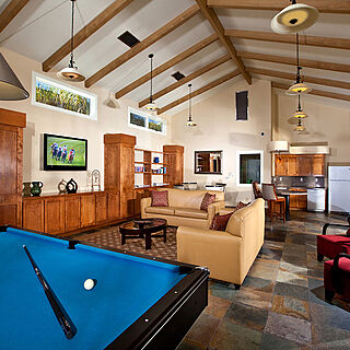 Winners Circle Resort — Clubhouse