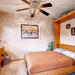 Woods Manor Condominiums &mdash; Bedroom