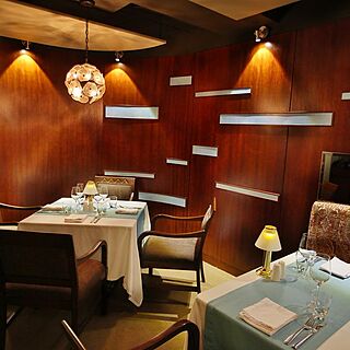 The Royal Islander — On-site dining