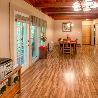 Club Chalet of Gatlinburg — - 1B Living and Dining Area