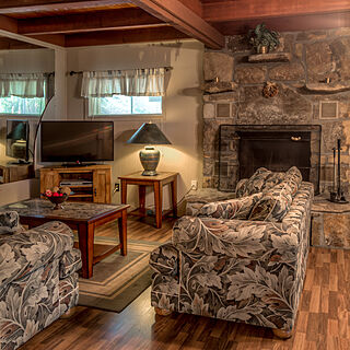 Club Chalet of Gatlinburg — - 1B Living Area