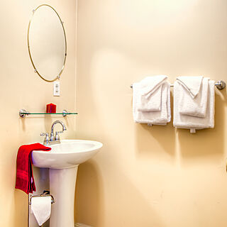 Club Chalet of Gatlinburg — - 6D Bathroom