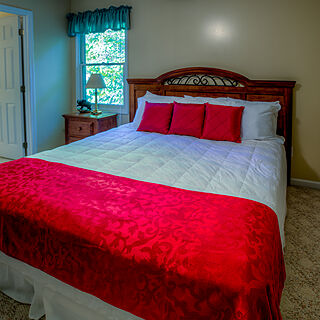 Club Chalet of Gatlinburg — - 16A Bedroom