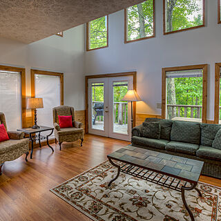 Club Chalet of Gatlinburg — - 19F Living Area