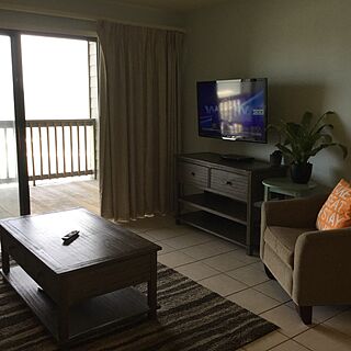 Peppertree Sea Mystique — Sample unit living area