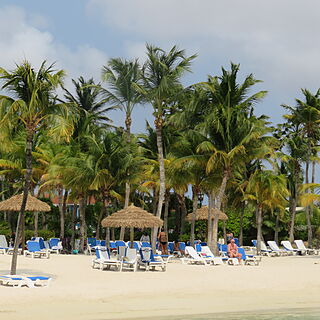 Renaissance Wind Creek Aruba - Marina Tower &mdash; Beach