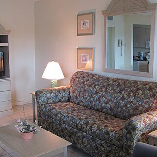 Enchanted Isle Resort — Living Area