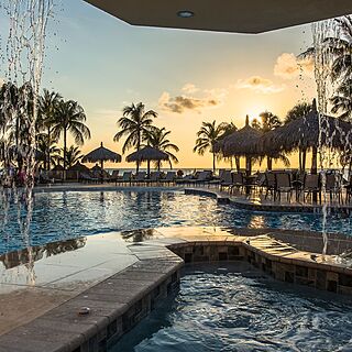 Playa Linda Beach Resort — Pool