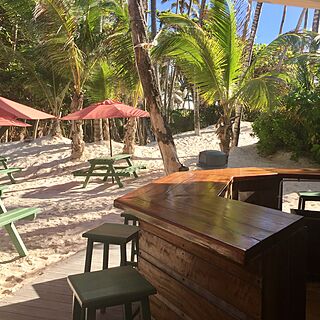 Crane Beach Resort — Great food on the beach