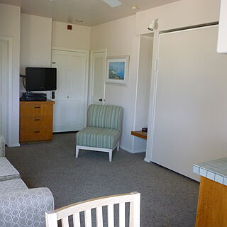 Wave Crest &mdash; Studio unit - murphy bed