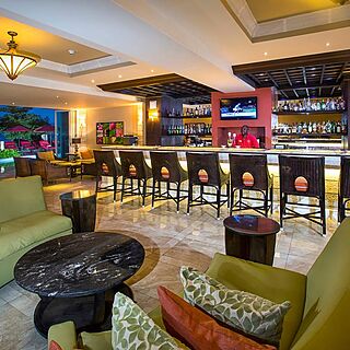 Ocean Two Resort & Residences &mdash; Lounge