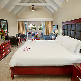 Divi Little Bay Beach & Racquet Club — Bedroom
