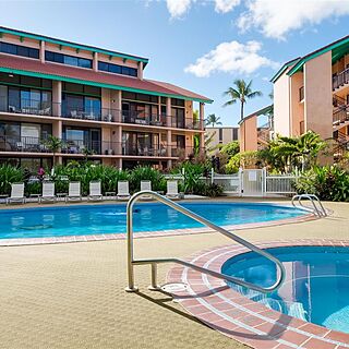Maui Schooner &mdash; Pool