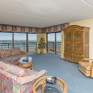 Oceanside 99 — Living Area