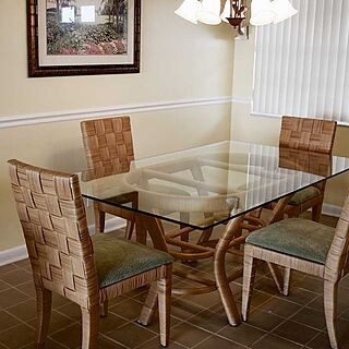 Palm Beach Waterfront Suites — Dining Area