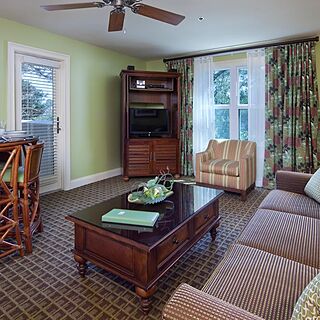 Holiday Inn Club Vacations at Bay Point Resort &mdash; Living Area