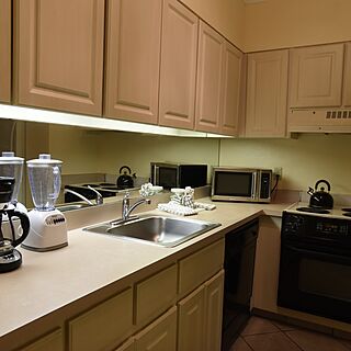 Limetree Beach Resort — Kitchen