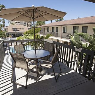 Siesta Sands Beach Resort — Sundeck