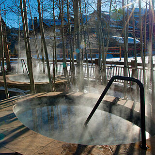 The Residences Bachelor Gulch &mdash; Hot Tub