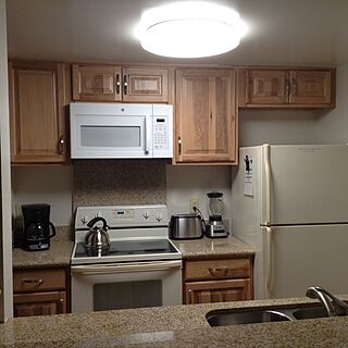 Kamaole Beach Club — New full kitchen