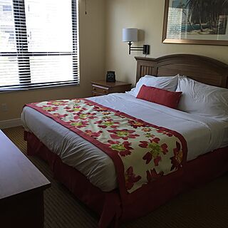 Seawatch On-the-Beach Resort — Master Bedroom