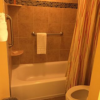 Seawatch On-the-Beach Resort — Master Bathroom