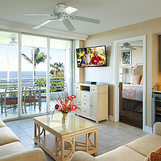 Plantation House at South Seas Island Resort &mdash; Living Area