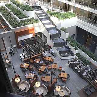 The District by Hilton Club — Lobby from elevator