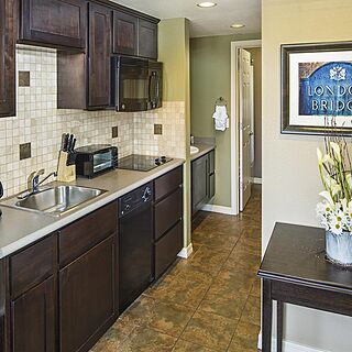 London Bridge Resort &mdash; Kitchen