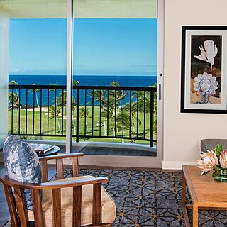 Ocean Tower by Hilton Grand Vacations Club — Living Area