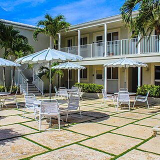 Berkshire Beach Club — Courtyard