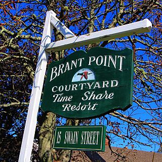 Brant Point Courtyard — Entrance