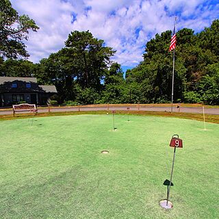 Cape Cod Holiday Estates — Minigolf