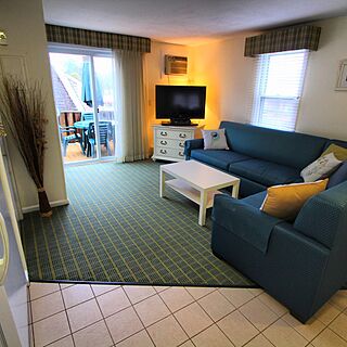 Cape Winds Resort — Living Area