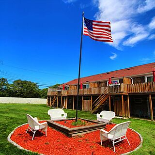 Cape Winds Resort — Grounds