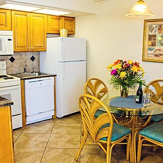 Coral Reef Beach Resort — Sample Kitchen