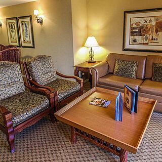 Holiday Inn Club Vacations David Walley's Resort — Living Area
