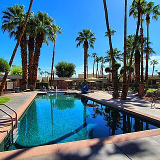 Desert Isle Resort — Pool
