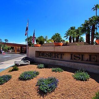 Desert Isle Resort — Exterior