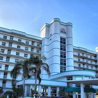 Discovery Beach Resort — Exterior