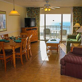 Discovery Beach Resort — Living Area