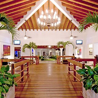 Villa Vera Puerto Vallarta — Lobby