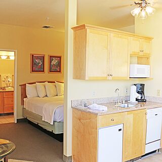 Cimarron Golf Resort — Kitchen