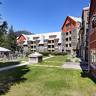 Whiski Jack at the Lake Placid Lodge — Exterior