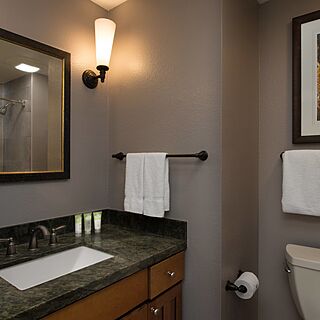 Marriott's MountainSide at Park City — Sample Bathroom