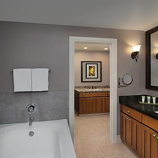 Marriott's MountainSide at Park City — Sample Bathroom